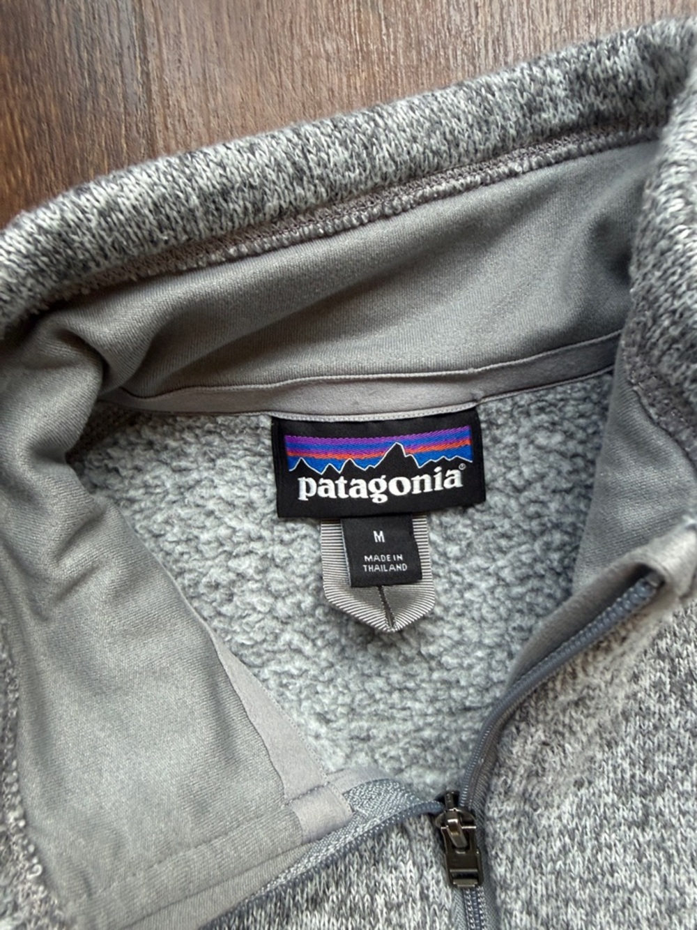 Patagonia Light Gray Half-Zip Fleece Pullover - Picture 2 of 3